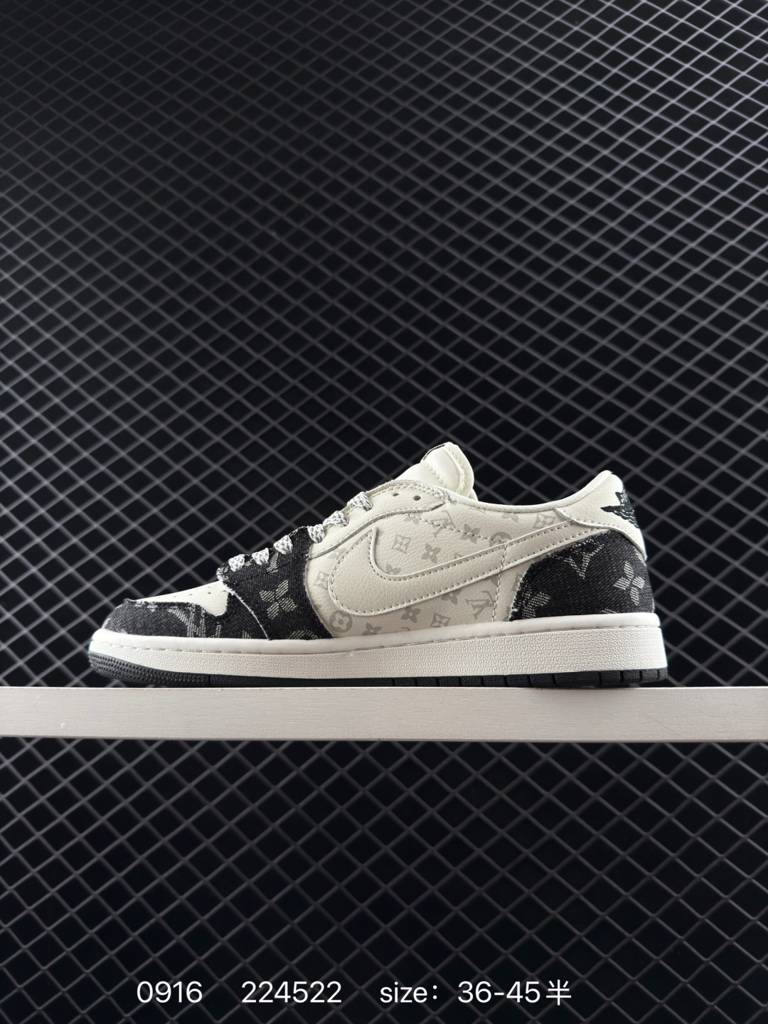 Travis Scott x Air Jordan 1 ” Reverse Mocha “